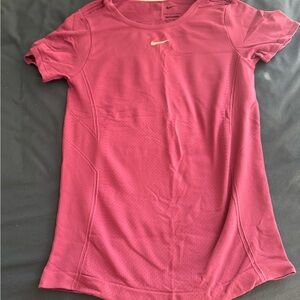 Nike Women's Fuchsia Short Sleeve Tee